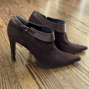 Stuart Weitzman brown suede pointy toed bootie with satin band.